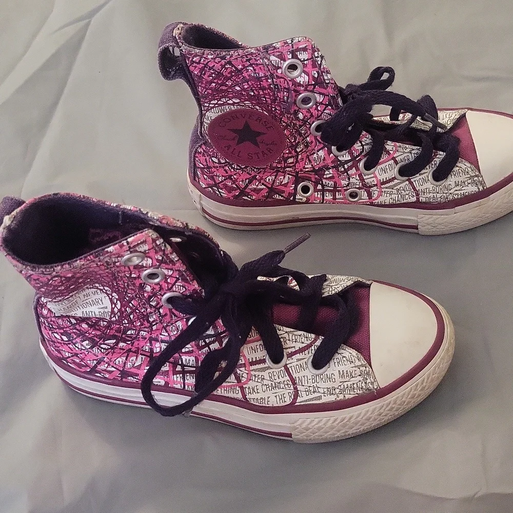 Chuck Taylor Converse All-star child's shoes size 10.5